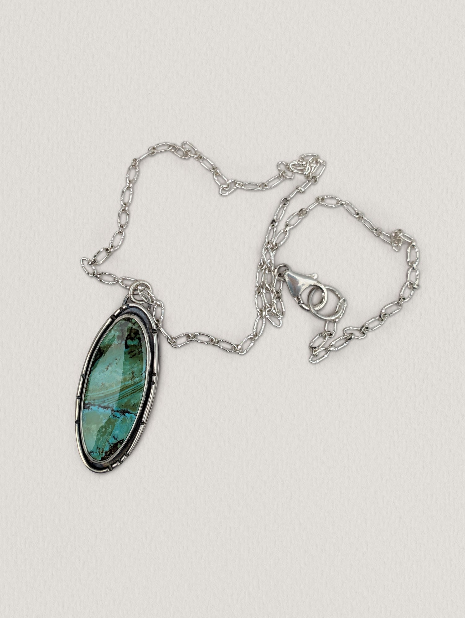 Hubei Horizon Necklace