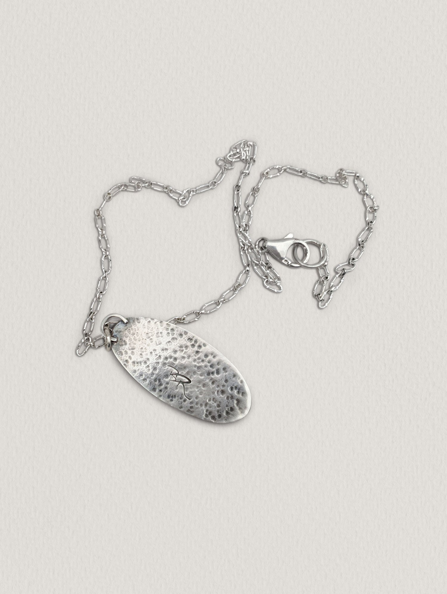 Hubei Horizon Necklace